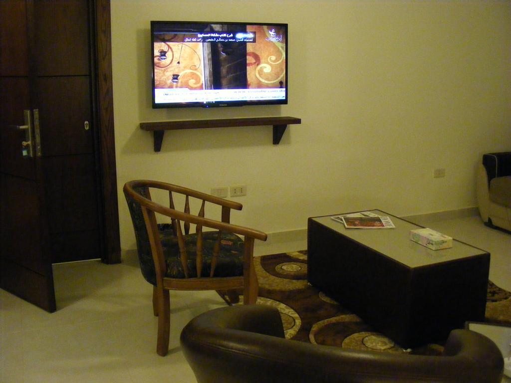 Ream Hotel Аман Екстериор снимка